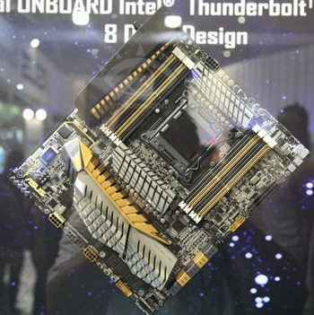Asus ZEUS